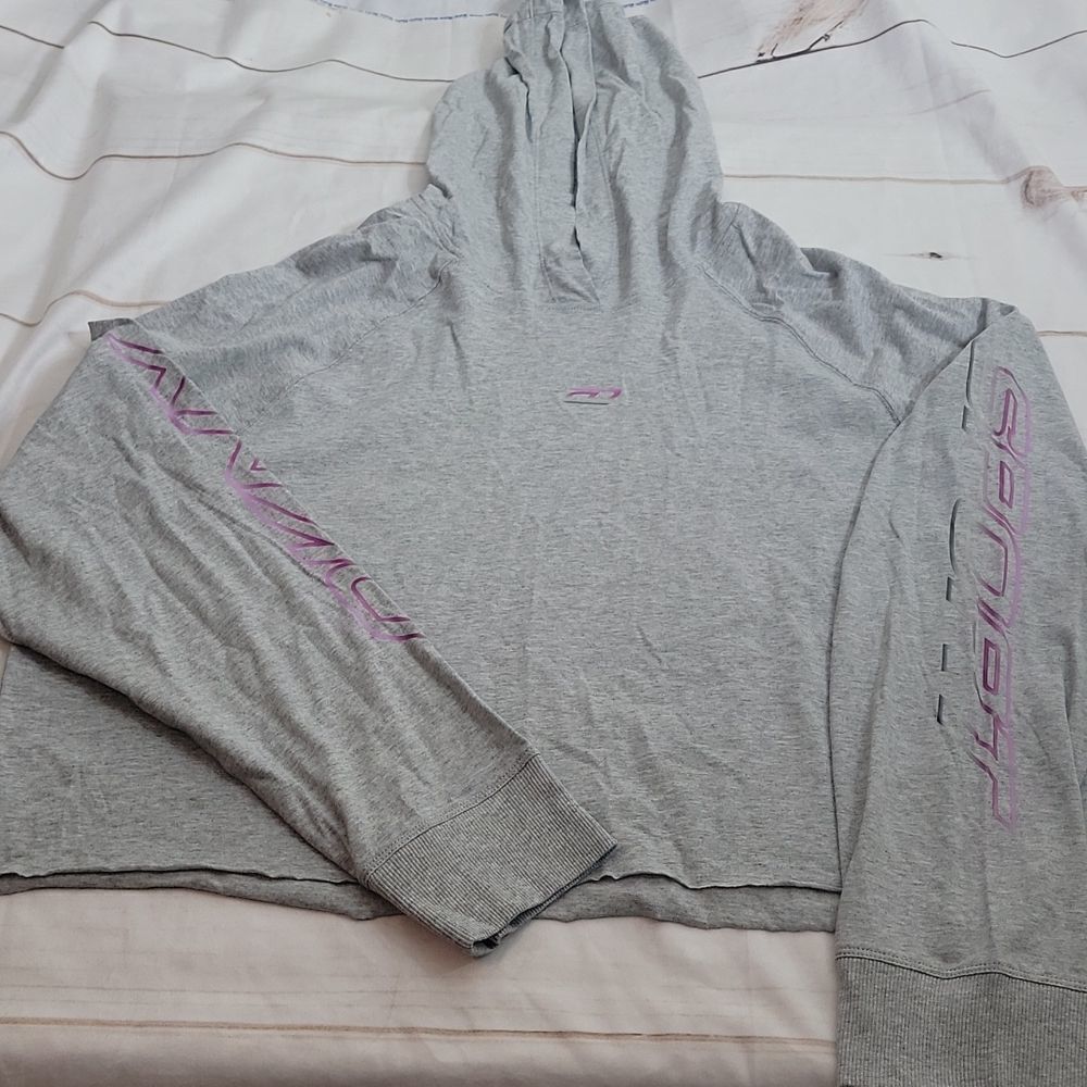 𝅺DKNY Sport Womens size XL Hooded Gray Long Sleeved Crop Top